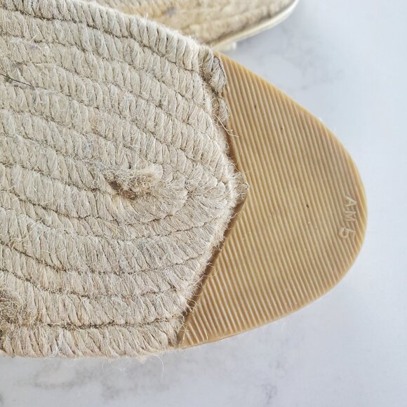 Andre Assous New Gold Ankle Tie Leather Platform Espadrilles made in Spain   9.5 - Picture 15 of 16